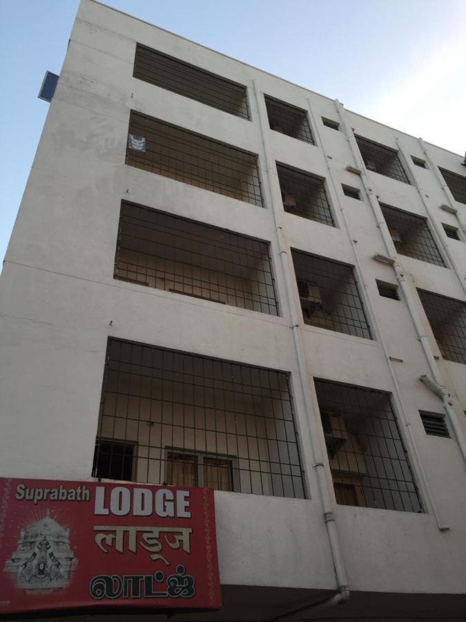 Hotel Suprabath Towers Tirupati Esterno foto